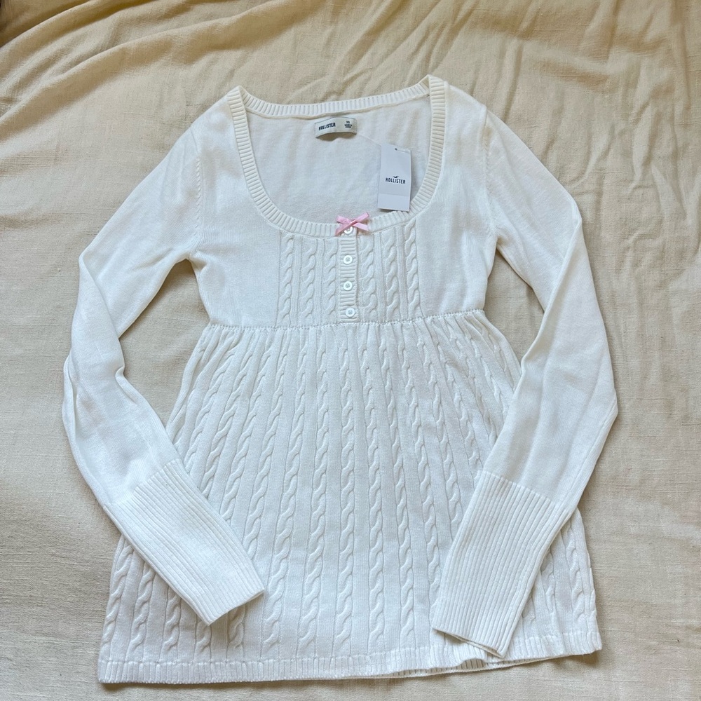 NWT Hollister Y2K style scoop neck babydoll cable knit sweater with bow